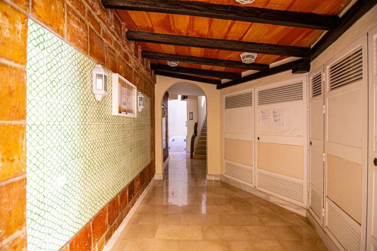 Sunstay Loft Puerto Marina بينالماذينا المظهر الخارجي الصورة
