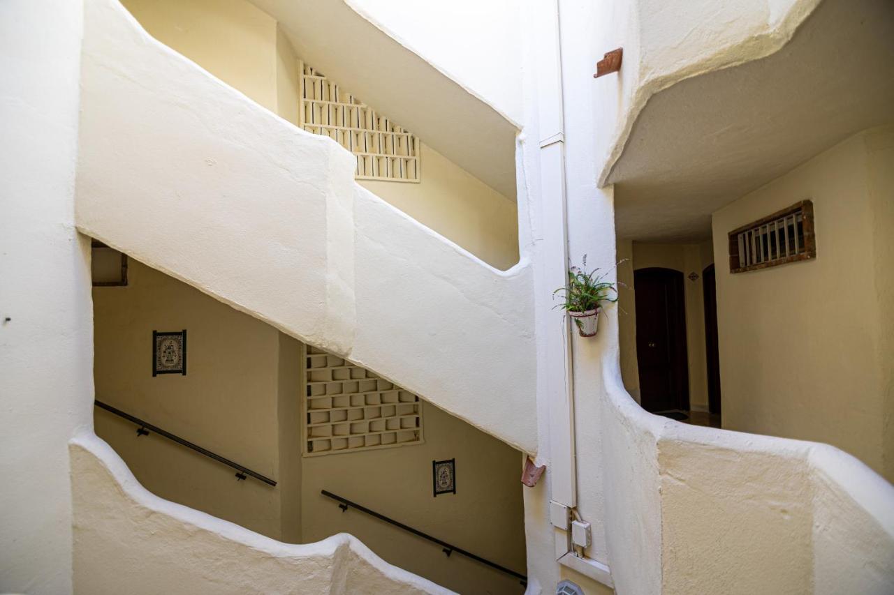 Sunstay Loft Puerto Marina بينالماذينا المظهر الخارجي الصورة