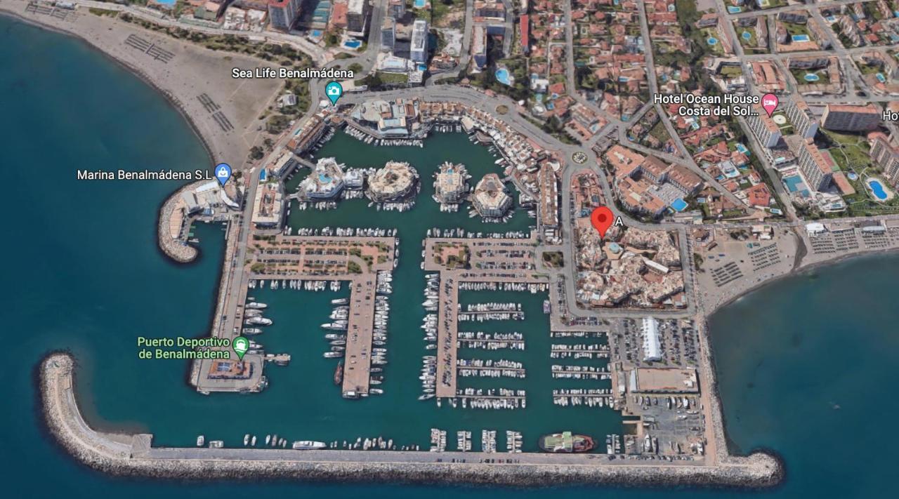 Sunstay Loft Puerto Marina بينالماذينا المظهر الخارجي الصورة